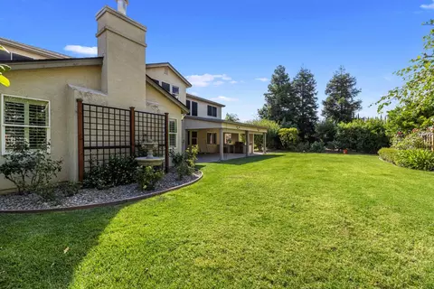 Exterior - 4201 Encore Ln, Modesto, CA 95357 photo 7 of 11