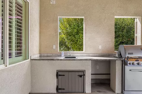 Kitchen - 4201 Encore Ln, Modesto, CA 95357 photo 5 of 6