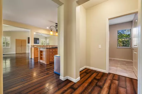 Entry Way - 4201 Encore Ln, Modesto, CA 95357 photo 7 of 15