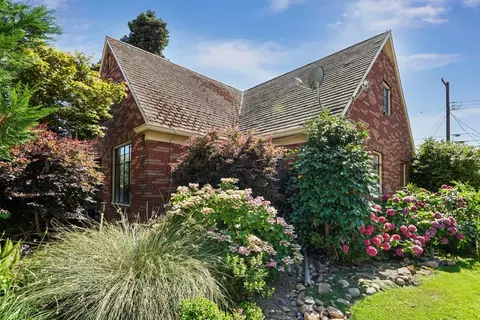 149 S Orange Ave, Lodi, CA 95240