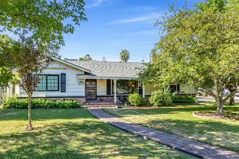 4700 Robertson Ave, Carmichael, CA 95608
