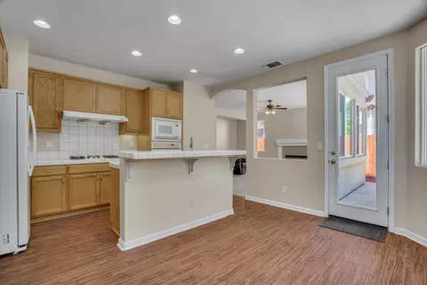 2160 Iberis Ct, Tracy, CA 95376 photo 8