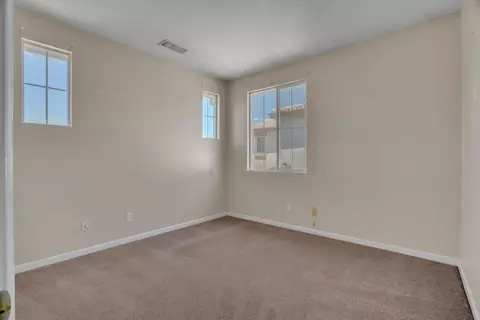 Bedroom - 2160 Iberis Ct, Tracy, CA 95376 photo 2 of 6