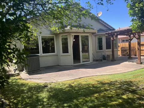 Exterior - 534 Kilsyth Ct, Folsom, CA 95630 photo 4 of 6