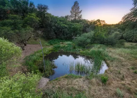 18566 Gopher Ln, Grass Valley, CA 95949 photo 4