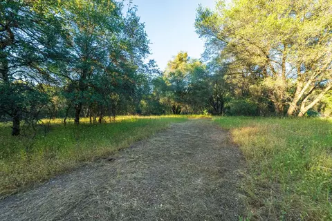 18566 Gopher Ln, Grass Valley, CA 95949 photo 14