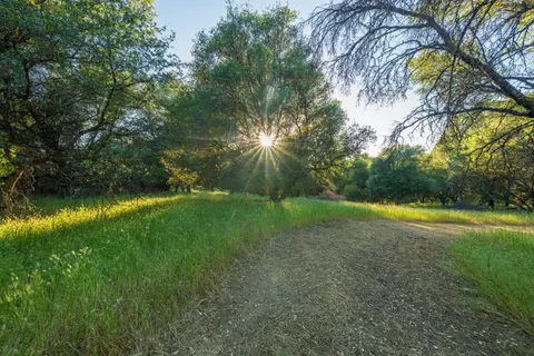 18566 Gopher Ln, Grass Valley, CA 95949 photo 17