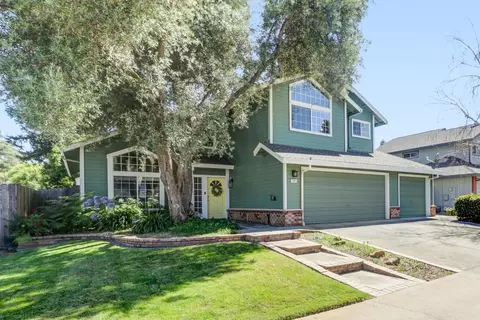 3925 Woodpointe Cir, Sacramento, CA 95821