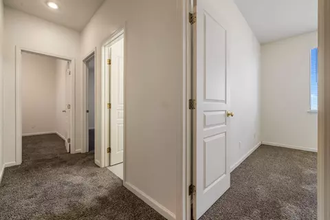Entry Way - 2052 Licstal Ct, Manteca, CA 95337 photo 9 of 11