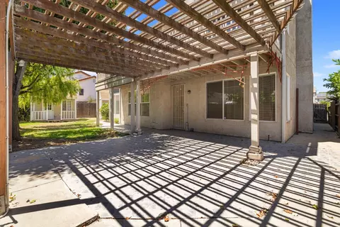 Exterior - 2052 Licstal Ct, Manteca, CA 95337 photo 5 of 6