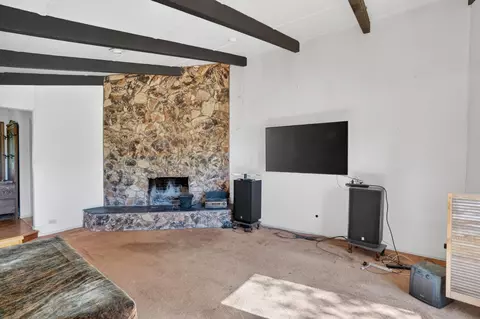 Living - 8465 Dillard Rd, Wilton, CA 95693 photo 2 of 4