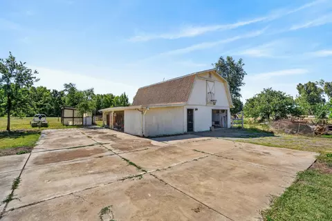 Exterior - 8465 Dillard Rd, Wilton, CA 95693 photo 16 of 19