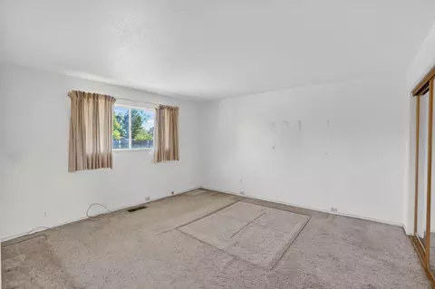 Bedroom - 8465 Dillard Rd, Wilton, CA 95693 photo 5 of 7