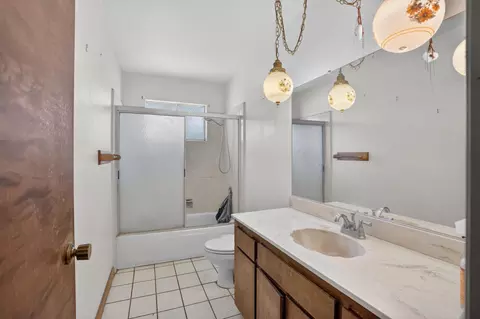 Bath - 8465 Dillard Rd, Wilton, CA 95693 photo 1 of 3