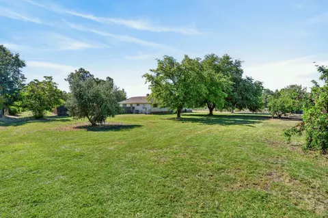 Exterior - 8465 Dillard Rd, Wilton, CA 95693 photo 7 of 19