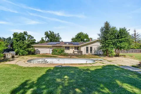 Exterior - 8465 Dillard Rd, Wilton, CA 95693 photo 9 of 19