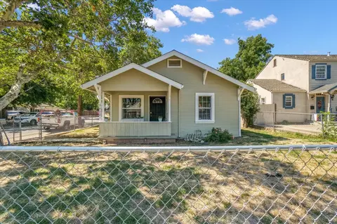 3472 12th Ave, Sacramento, CA 95817