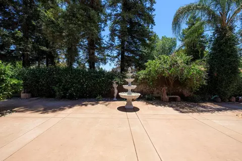 Exterior - 1350 Burman Dr, Turlock, CA 95382 photo 9 of 11