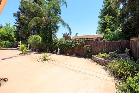 Exterior - 1350 Burman Dr, Turlock, CA 95382 photo 3 of 11