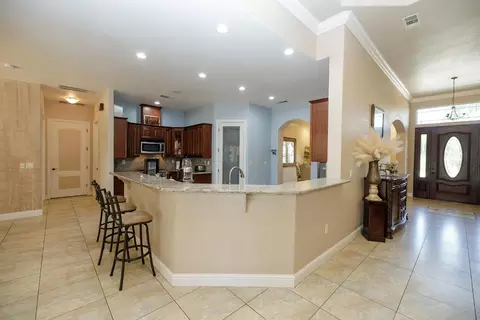 Entry Way - 1350 Burman Dr, Turlock, CA 95382 photo 4 of 4