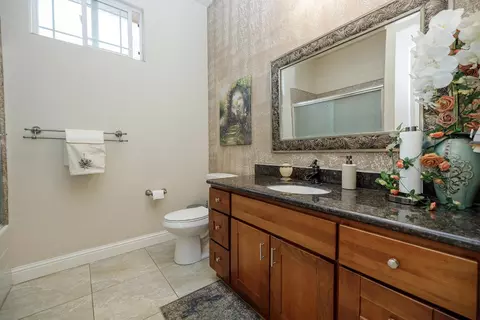 Bath - 1350 Burman Dr, Turlock, CA 95382 photo 6 of 8