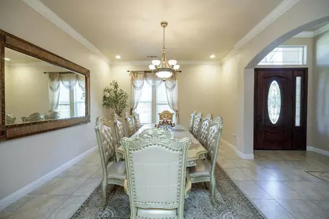 Dining - 1350 Burman Dr, Turlock, CA 95382 photo 2 of 3