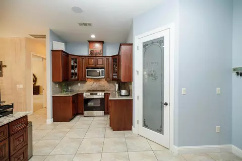 Kitchen - 1350 Burman Dr, Turlock, CA 95382 photo 4 of 5
