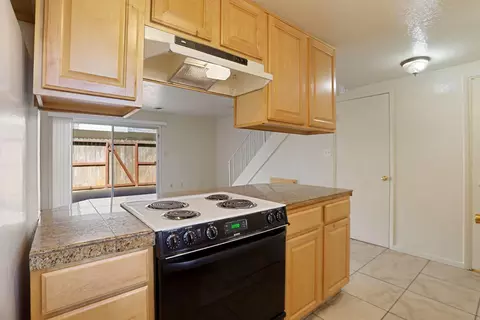 Kitchen - 898 Rutledge Dr, Lodi, CA 95242 photo 5 of 5