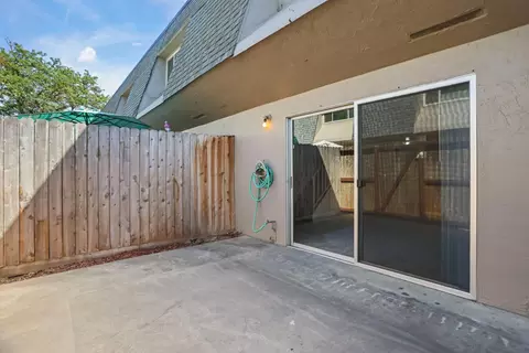 Exterior - 898 Rutledge Dr, Lodi, CA 95242 photo 3 of 5