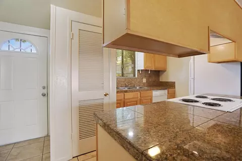 Kitchen - 898 Rutledge Dr, Lodi, CA 95242 photo 2 of 5