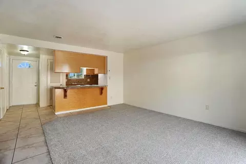Living - 898 Rutledge Dr, Lodi, CA 95242 photo 2 of 5