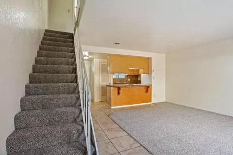 Living - 898 Rutledge Dr, Lodi, CA 95242 photo 5 of 5