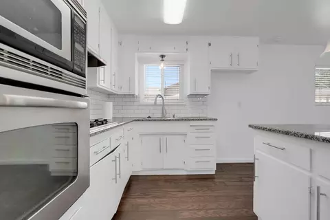 Kitchen - 3104 Pembroke Dr, Modesto, CA 95350 photo 2 of 4