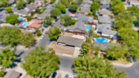 View/Area - 3104 Pembroke Dr, Modesto, CA 95350 photo 7 of 9