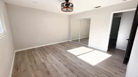 Bedroom - 417 Mount Everest Ct, Modesto, CA 95358 photo 3 of 6
