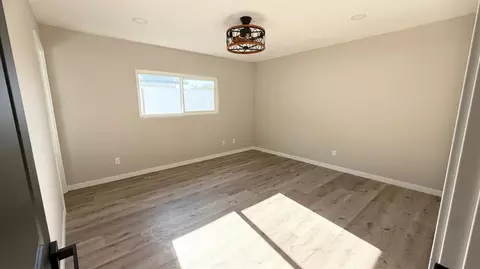 Bedroom - 417 Mount Everest Ct, Modesto, CA 95358 photo 2 of 6