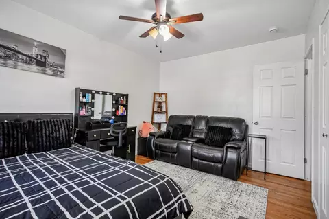 Bedroom - 715 E Roseburg Ave, Modesto, CA 95350 photo 2 of 4