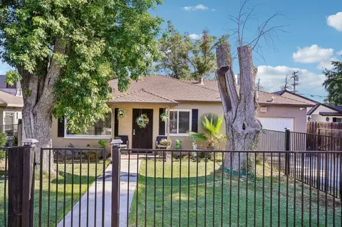 Exterior - 715 E Roseburg Ave, Modesto, CA 95350 photo 2 of 16