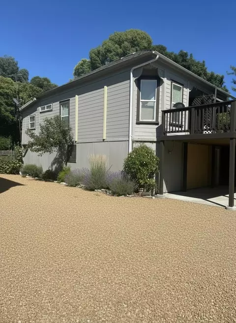 119 S Riverside Ave, Courtland, CA 95615