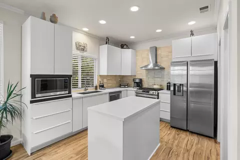 3360 Apollo Cir, Roseville, CA 95661