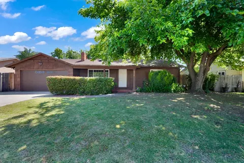 6516 N Pershing Ave, Stockton, CA 95207