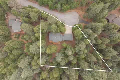 845 Honey Ct, Arnold, CA 95223