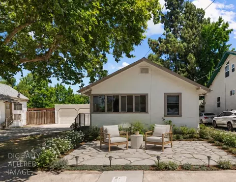 857 38th St, Sacramento, CA 95816