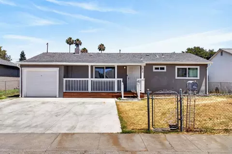 629 Lee Dr, Sacramento, CA 95815