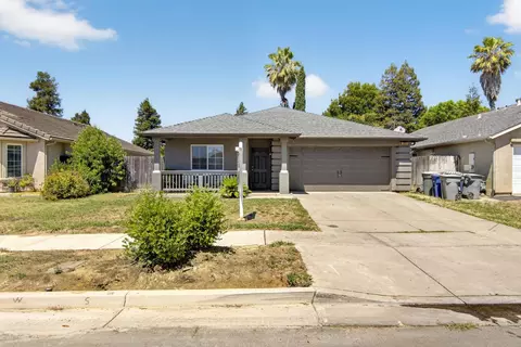 221 Brimmer Rd, Merced, CA 95341