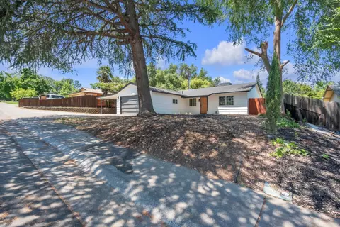 5407 Norway Dr, Orangevale, CA 95662