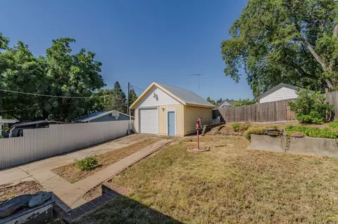 415 Church St, Jackson, CA 95642 photo 17