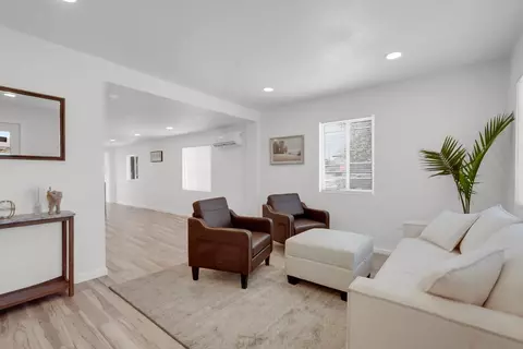 Living - 413 Empire Ave, Modesto, CA 95354 photo 1 of 2