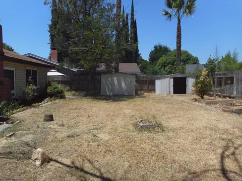 447 Gail, Merced, CA 95348 photo 6