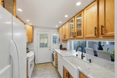 4010 Knoll Top Ct, Carmichael, CA 95608 photo 10